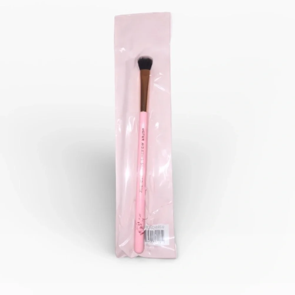 Mally Beauty All Over EYE SHADOW BRUSH Sealed NEW